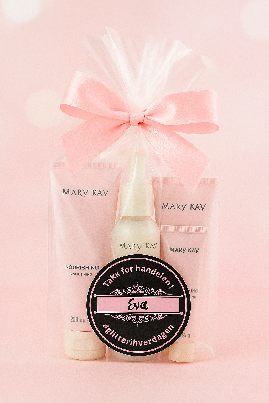 50 stk Klistremerker 5 cm – Klistremerkene lages spesielt for deg og din bedrift. Ta kontakt med meg for å avtale design før bestilling 💬✨