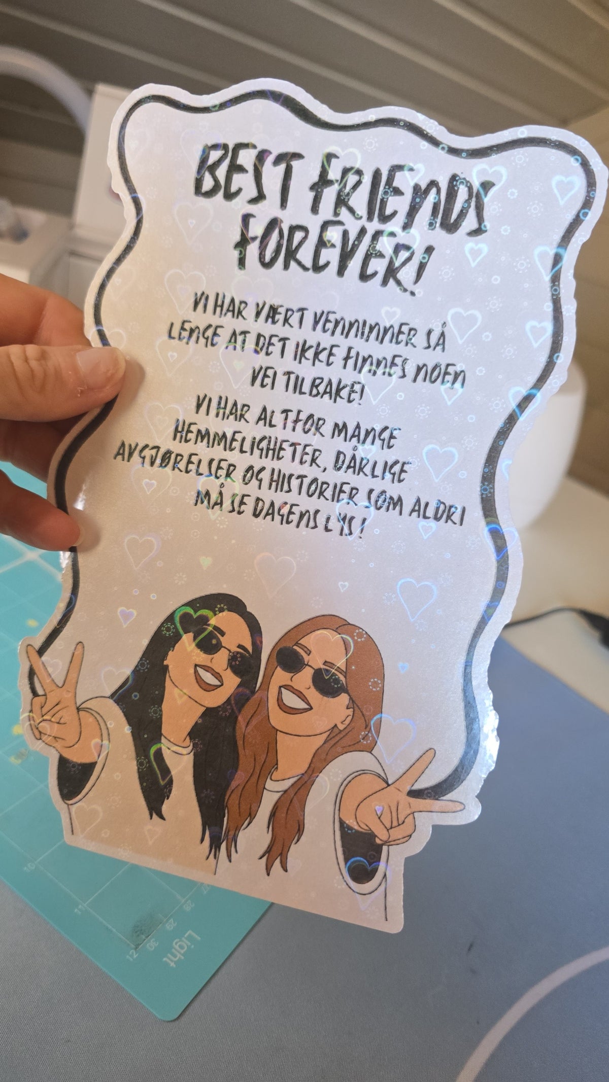 Best Friends Forever – humoristisk venninnekort / klistremerke 😂🥂❤️